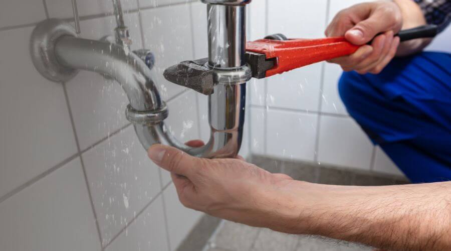 Expert burst pipe repair services in Scotland Neck, NC